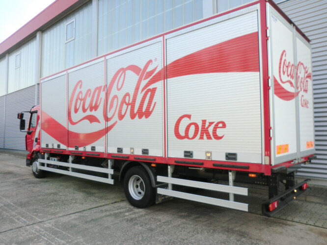 Camión caja cerrada Renault Midlum 220 DXi 4x2 Midlum 220 DXi   4x2Getränkekoffer TÜV:2019: foto 8