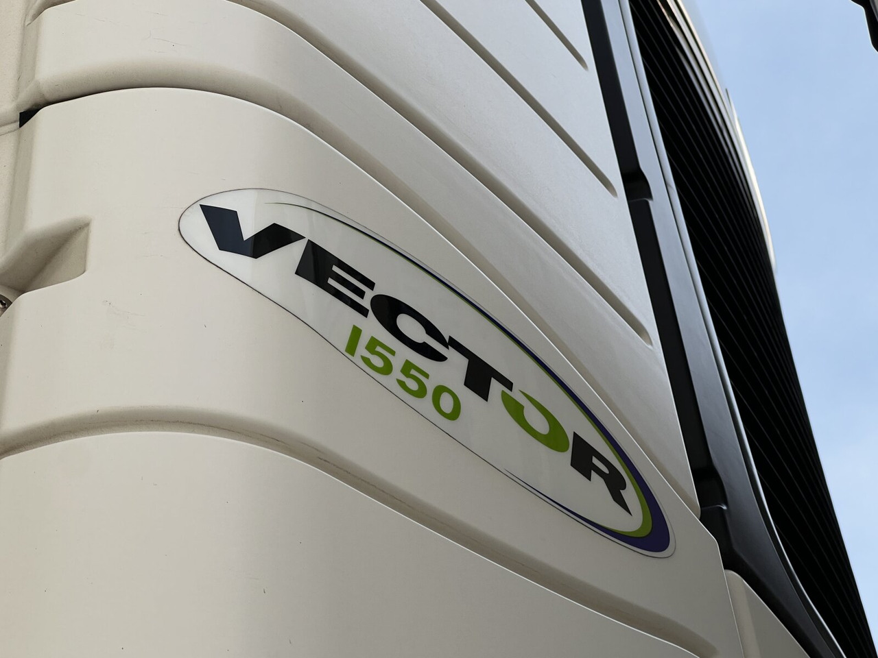 Schmitz Cargobull SKO 24/L-13.4 FP 45 SKO 24/L-13.4 FP 25 45 COOL, Mega, Doppelstock - Semirremolque frigorífico: foto 3 Schmitz Cargobull SKO 24/L-13.4 FP 45 SKO 24/L-13.4 FP 25 45 COOL, Mega, Doppelstock - Semirremolque frigorífico: foto 3