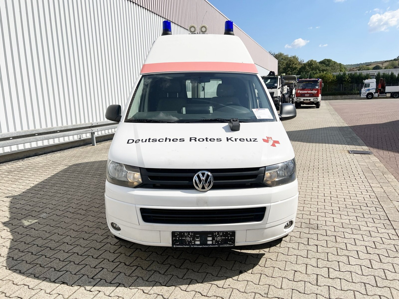 Ambulancia Volkswagen T5 2.0 TDI 4x2 T5 2.0 TDI 4x2, Krankenwagen: foto 8 Ambulancia Volkswagen T5 2.0 TDI 4x2 T5 2.0 TDI 4x2, Krankenwagen: foto 8