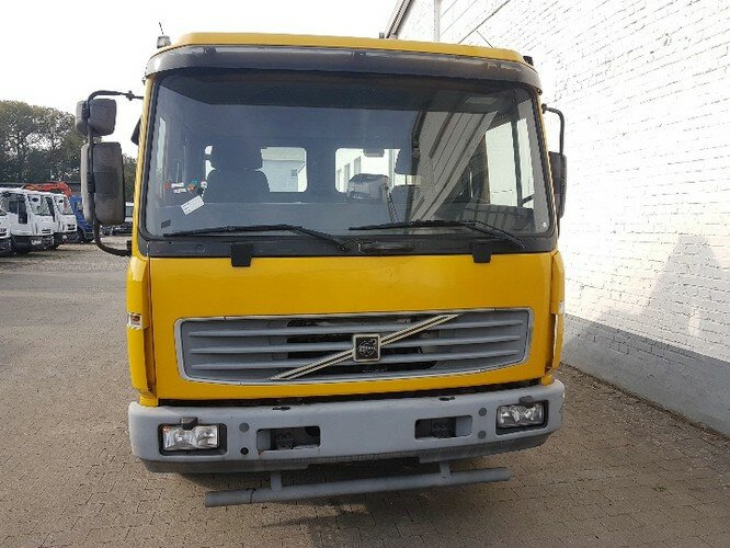 Camión portavehículos Volvo FL 612 L FL 612 L, Abschleppwagen Hubbrille 3 to: foto 15 Camión portavehículos Volvo FL 612 L FL 612 L, Abschleppwagen Hubbrille 3 to: foto 15