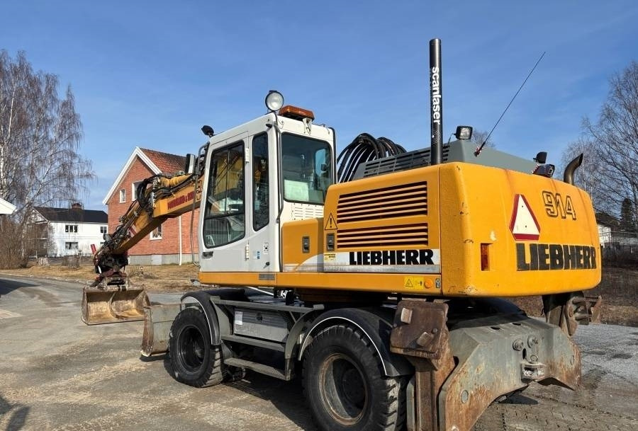Liebherr A 914 Litronic A2-PL Tiltrotator 30Km/h - Excavadora de ruedas: foto 2 Liebherr A 914 Litronic A2-PL Tiltrotator 30Km/h - Excavadora de ruedas: foto 2