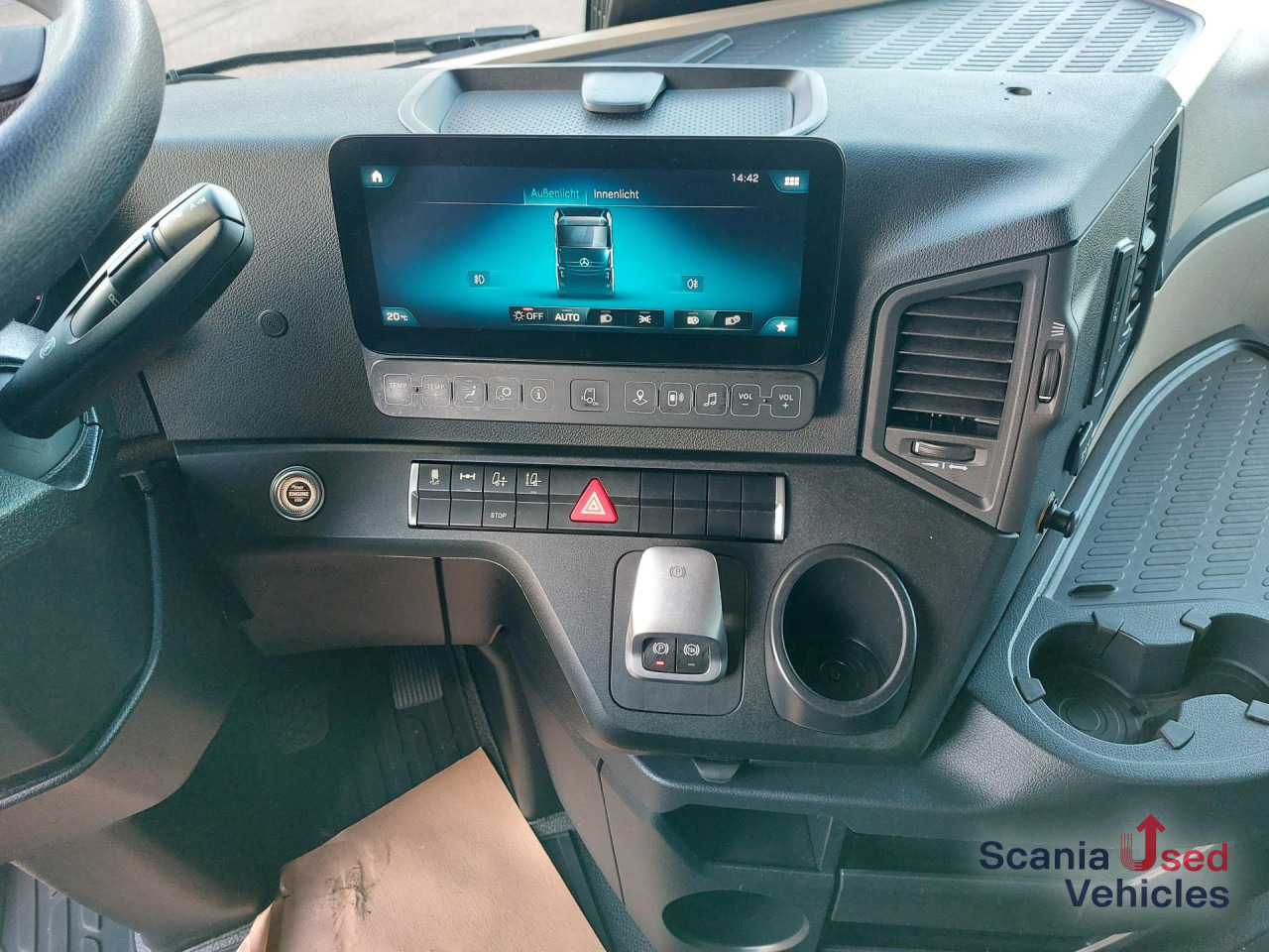 MERCEDES-BENZ 1845L Edscha - NUR KOMPLETT m. ANH.!!! - Camión lona: foto 3 MERCEDES-BENZ 1845L Edscha - NUR KOMPLETT m. ANH.!!! - Camión lona: foto 3