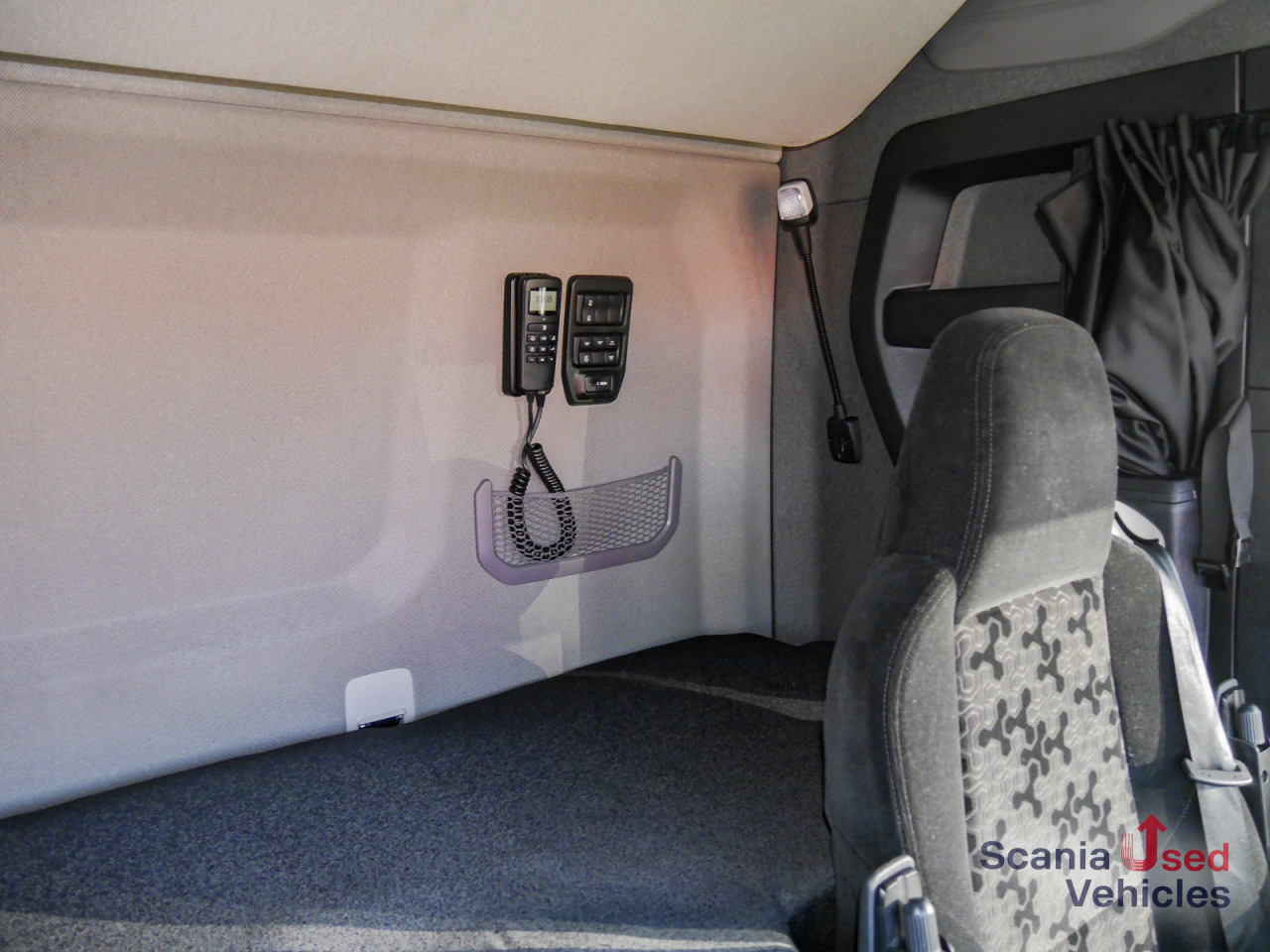 SCANIA R 460 A4x2EB - SUPER - - Cabeza tractora: foto 2 SCANIA R 460 A4x2EB - SUPER - - Cabeza tractora: foto 2