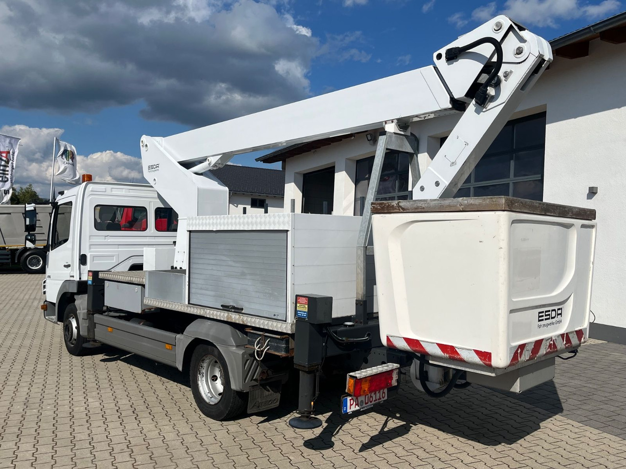 Mercedes-Benz Atego 816 ESDA TG 1800 Steiger 1000V isoliert - Camión con plataforma elevadora: foto 5 Mercedes-Benz Atego 816 ESDA TG 1800 Steiger 1000V isoliert - Camión con plataforma elevadora: foto 5