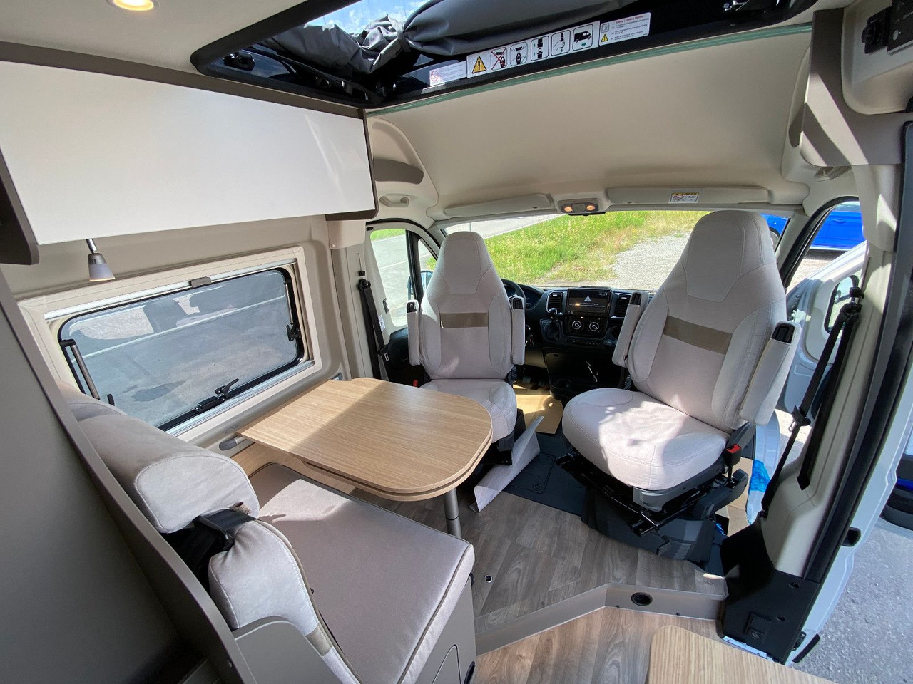 Cámper LMC INNOVAN 600 ,Aufstelldach,Automatik,25 Modell: foto 19