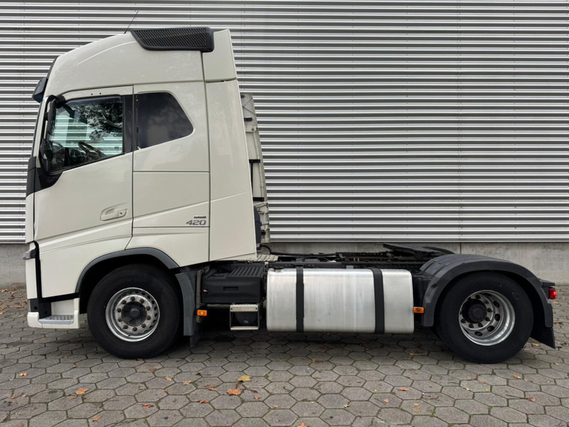 Volvo FH 420 / I-Shift / 2 Tanks / Euro 6 / NL- Truck - Cabeza tractora: foto 5 Volvo FH 420 / I-Shift / 2 Tanks / Euro 6 / NL- Truck - Cabeza tractora: foto 5