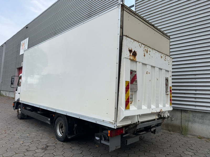 MAN 8.163 / Tail Lift / Manual / 3 Seats / Belgium Truck - Camión caja cerrada: foto 4 MAN 8.163 / Tail Lift / Manual / 3 Seats / Belgium Truck - Camión caja cerrada: foto 4