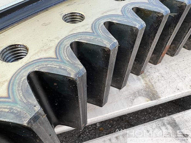 CNH INDUSTRIAL SLEWING RING H2239954 - Grúa para camión: foto 5 CNH INDUSTRIAL SLEWING RING H2239954 - Grúa para camión: foto 5