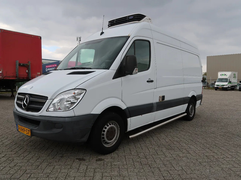 Mercedes-Benz Sprinter 311 CDI, L2H2, Manual, Carrier, TUV, NL Van, Top! - Furgoneta frigorifica: foto 1 Mercedes-Benz Sprinter 311 CDI, L2H2, Manual, Carrier, TUV, NL Van, Top! - Furgoneta frigorifica: foto 1