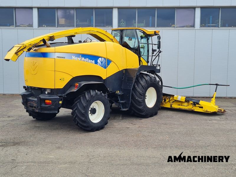 New Holland FR9060 including Kemper 375 Plus - Cosechadora de forraje: foto 4 New Holland FR9060 including Kemper 375 Plus - Cosechadora de forraje: foto 4