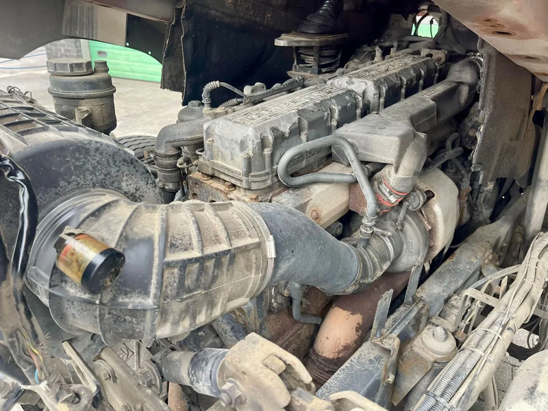 DAF CF 85.430 MANUAL ! TOP Condition ! - Cabeza tractora: foto 4 DAF CF 85.430 MANUAL ! TOP Condition ! - Cabeza tractora: foto 4