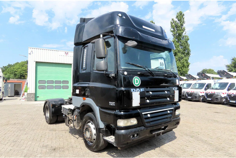 DAF CF 85.460 Manual gearbox - Cabeza tractora: foto 2 DAF CF 85.460 Manual gearbox - Cabeza tractora: foto 2