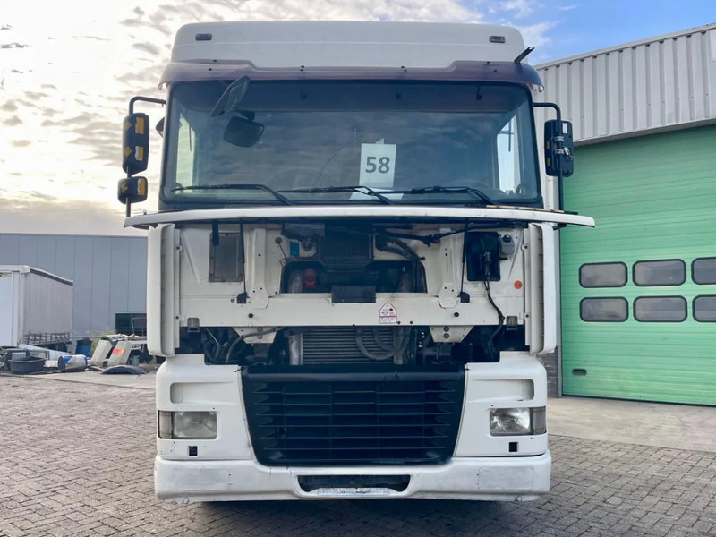 DAF XF 95.430 E4 TYPE, PTO + HYDRAULIC, FRIGO - Cabeza tractora: foto 5 DAF XF 95.430 E4 TYPE, PTO + HYDRAULIC, FRIGO - Cabeza tractora: foto 5