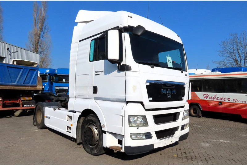 MAN TGX 14.440 EVV EURO5,RETARDER, FRIGO, 2 beds - Cabeza tractora: foto 1 MAN TGX 14.440 EVV EURO5,RETARDER, FRIGO, 2 beds - Cabeza tractora: foto 1