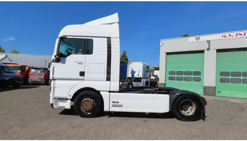 MAN TGX 18.440 Euro 5, Retarder, 2 tanks!! - Cabeza tractora: foto 4 MAN TGX 18.440 Euro 5, Retarder, 2 tanks!! - Cabeza tractora: foto 4