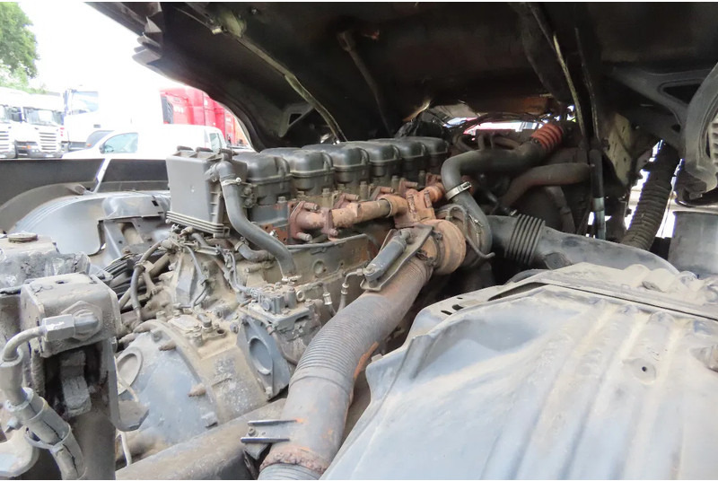 Cabeza tractora Scania R420 2 tanks, 2 beds, manual gearbox: foto 17 Cabeza tractora Scania R420 2 tanks, 2 beds, manual gearbox: foto 17