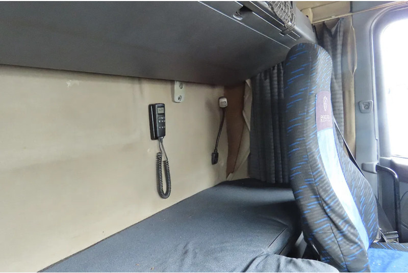 Cabeza tractora Scania R420 2 tanks, 2 beds, manual gearbox: foto 13 Cabeza tractora Scania R420 2 tanks, 2 beds, manual gearbox: foto 13