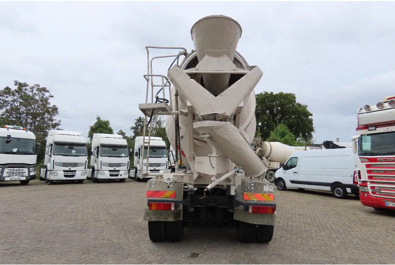 DAF CF 430 8x4, full spring ! Great condition - Camión hormigonera: foto 5 DAF CF 430 8x4, full spring ! Great condition - Camión hormigonera: foto 5
