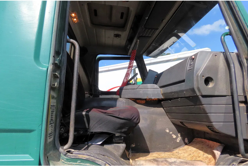 Camión volquete Scania P113-360 8x4 FULL SPRING! SUPER CONDITION!: foto 20