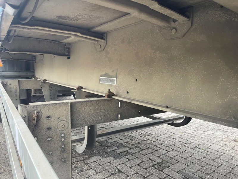 Schmitz Cargobull SAF, VERY GOOD CONDITION - Semirremolque lona: foto 5 Schmitz Cargobull SAF, VERY GOOD CONDITION - Semirremolque lona: foto 5