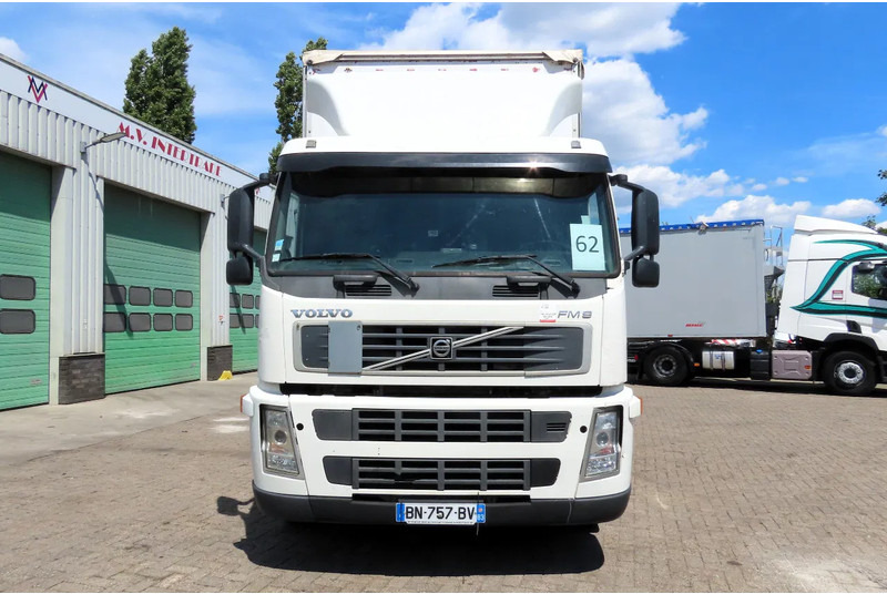Volvo FM 340 6x2, TOP Condition truck!! - Camión lona: foto 3 Volvo FM 340 6x2, TOP Condition truck!! - Camión lona: foto 3
