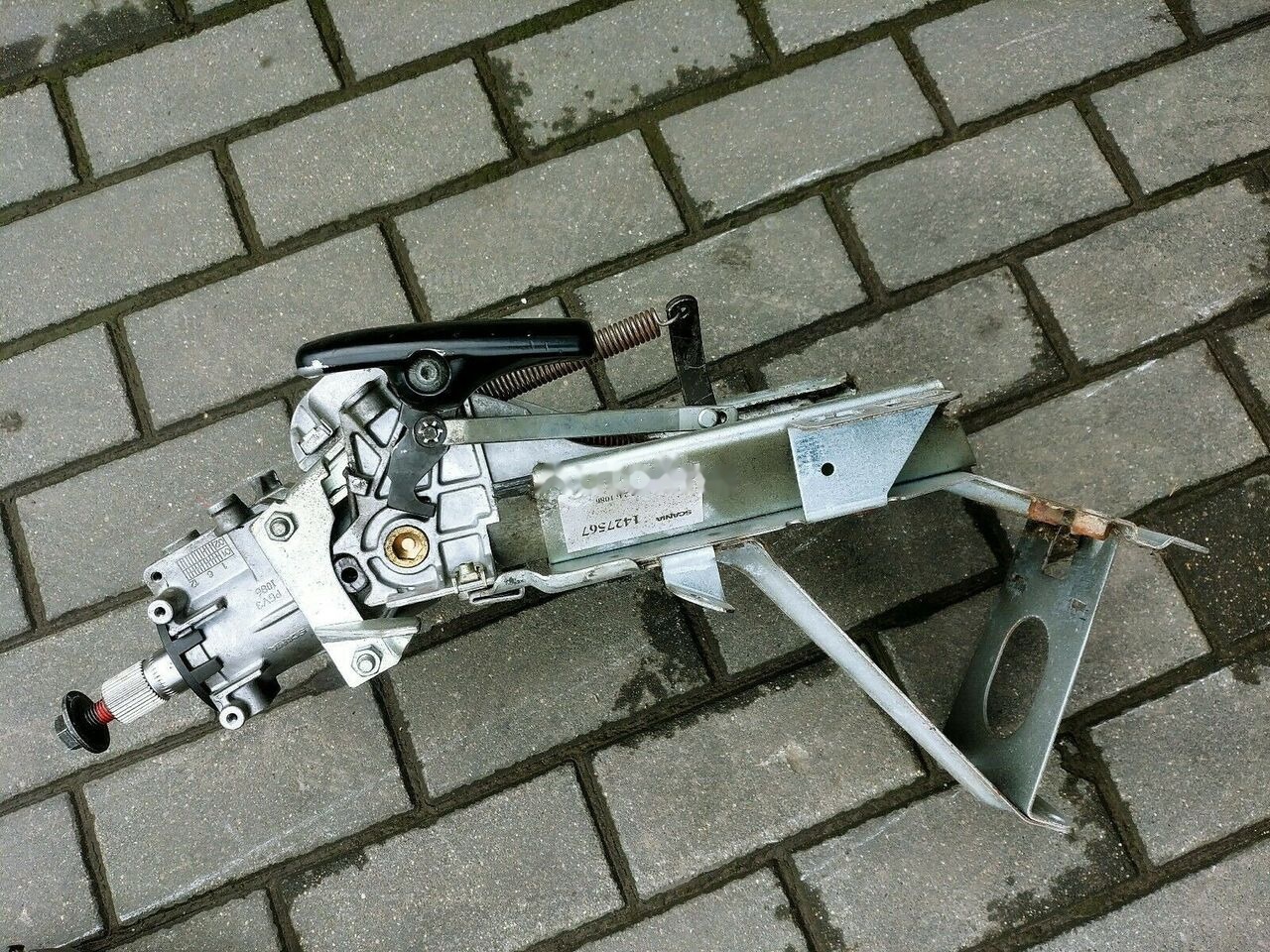 Scania 4 SERIES WITH IGNITION SWITCH 1427567 truck - Columna de dirección para Camión: foto 1 Scania 4 SERIES WITH IGNITION SWITCH 1427567 truck - Columna de dirección para Camión: foto 1