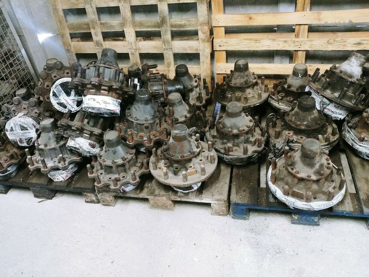 Scania truck - Cubo para Camión: foto 4 Scania truck - Cubo para Camión: foto 4