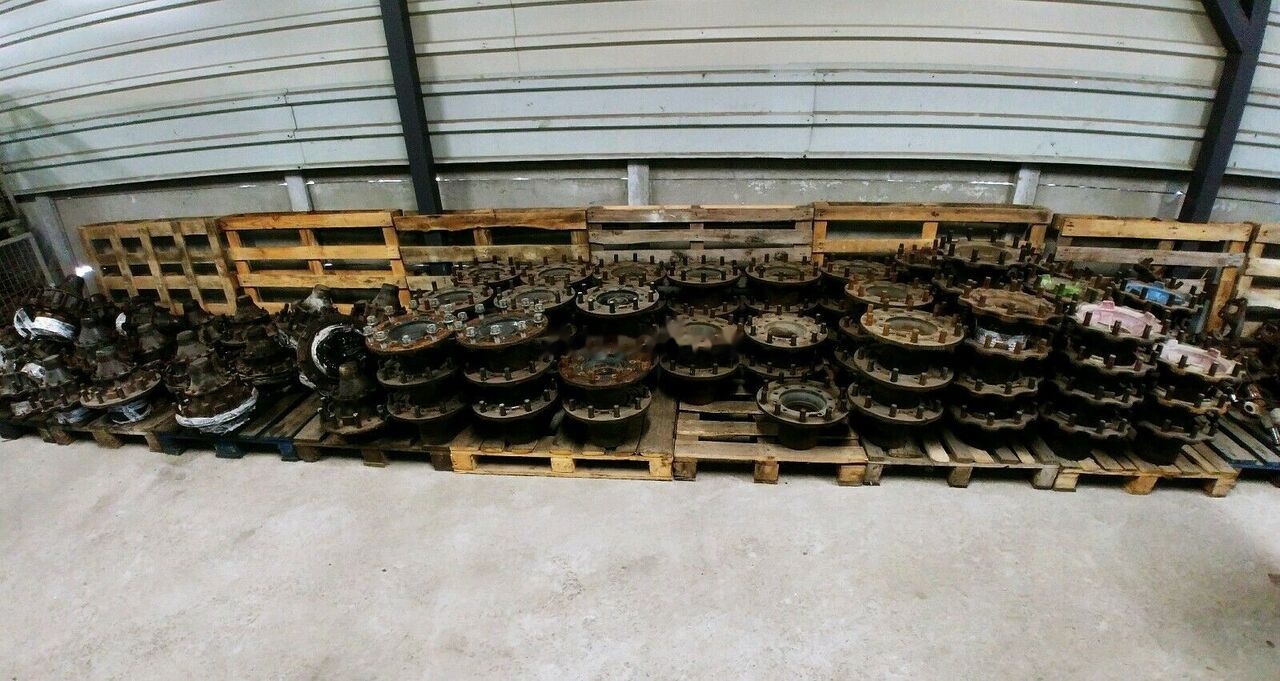 Scania truck - Cubo para Camión: foto 1 Scania truck - Cubo para Camión: foto 1