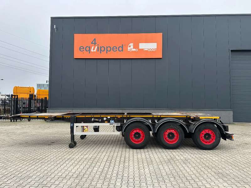 Burg 20FT ADR (EX/II, EX/III, FL, AT) Chassis, leeggewicht: 3.690kg, SAF INTRADISC, 2x Liftaxle, NL-chassis, APK: 08-2025 - Semirremolque portacontenedore/ Intercambiable: foto 2 Burg 20FT ADR (EX/II, EX/III, FL, AT) Chassis, leeggewicht: 3.690kg, SAF INTRADISC, 2x Liftaxle, NL-chassis, APK: 08-2025 - Semirremolque portacontenedore/ Intercambiable: foto 2