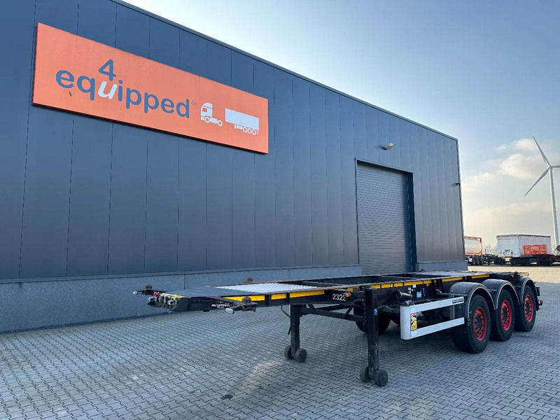 Burg 20FT ADR (EX/II, EX/III, FL, AT), Leeggewicht: 3.690kg, SAF INTRADISC, 2x liftaxle, ALCOA, NL-Chassis - Semirremolque portacontenedore/ Intercambiable: foto 1 Burg 20FT ADR (EX/II, EX/III, FL, AT), Leeggewicht: 3.690kg, SAF INTRADISC, 2x liftaxle, ALCOA, NL-Chassis - Semirremolque portacontenedore/ Intercambiable: foto 1