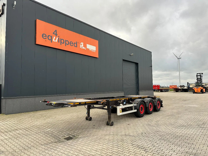 Burg 25X 20FT ADR (EX/II, EX/III, FL, AT) Chassis, Empty weight : 3.690kg, SAF INTRADISC, 2x Liftaxle, NL-chassis - Semirremolque portacontenedore/ Intercambiable: foto 1 Burg 25X 20FT ADR (EX/II, EX/III, FL, AT) Chassis, Empty weight : 3.690kg, SAF INTRADISC, 2x Liftaxle, NL-chassis - Semirremolque portacontenedore/ Intercambiable: foto 1