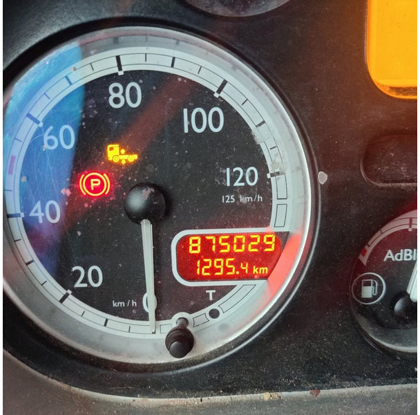 Cabeza tractora DAF 105.510: foto 10