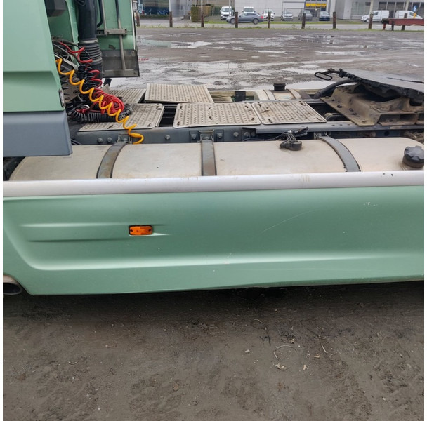 Cabeza tractora DAF 105.510: foto 7