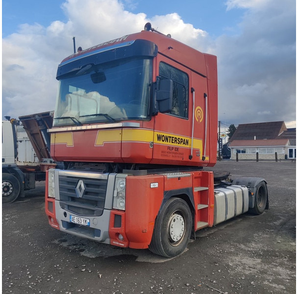 Renault magnum 460 - Cabeza tractora: foto 1 Renault magnum 460 - Cabeza tractora: foto 1