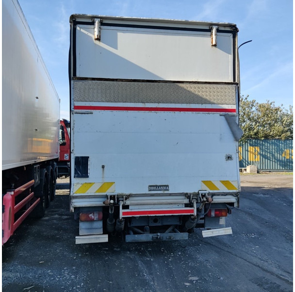 Mercedes-Benz 818 - Camión caja cerrada: foto 4 Mercedes-Benz 818 - Camión caja cerrada: foto 4