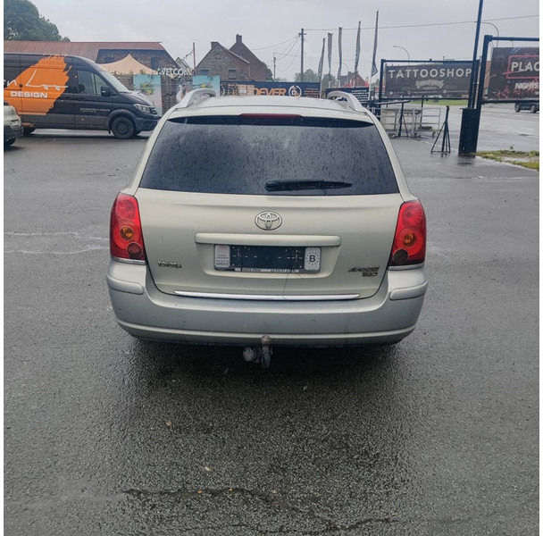 Toyota Avensis - Coche: foto 5 Toyota Avensis - Coche: foto 5