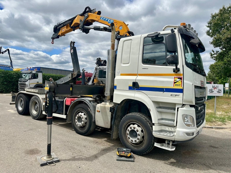 DAF CF 480 8x4 HOOKLIFT + CRANE (19m!) EFFER 205 / 6S + WINCH - RETARDER - *165.000km* - VERY NICE - Camión grúa: foto 1 DAF CF 480 8x4 HOOKLIFT + CRANE (19m!) EFFER 205 / 6S + WINCH - RETARDER - *165.000km* - VERY NICE - Camión grúa: foto 1