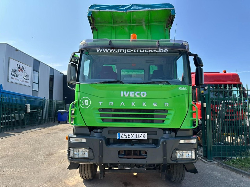 Iveco TRAKKER 310 6x4 STEEL TIPPER / KIPPER 35m³ - MANUAL ZF - BIG AXLES / HUB REDUCTION - STEEL SPRING / BLATT / LAMES - Camión volquete: foto 2 Iveco TRAKKER 310 6x4 STEEL TIPPER / KIPPER 35m³ - MANUAL ZF - BIG AXLES / HUB REDUCTION - STEEL SPRING / BLATT / LAMES - Camión volquete: foto 2