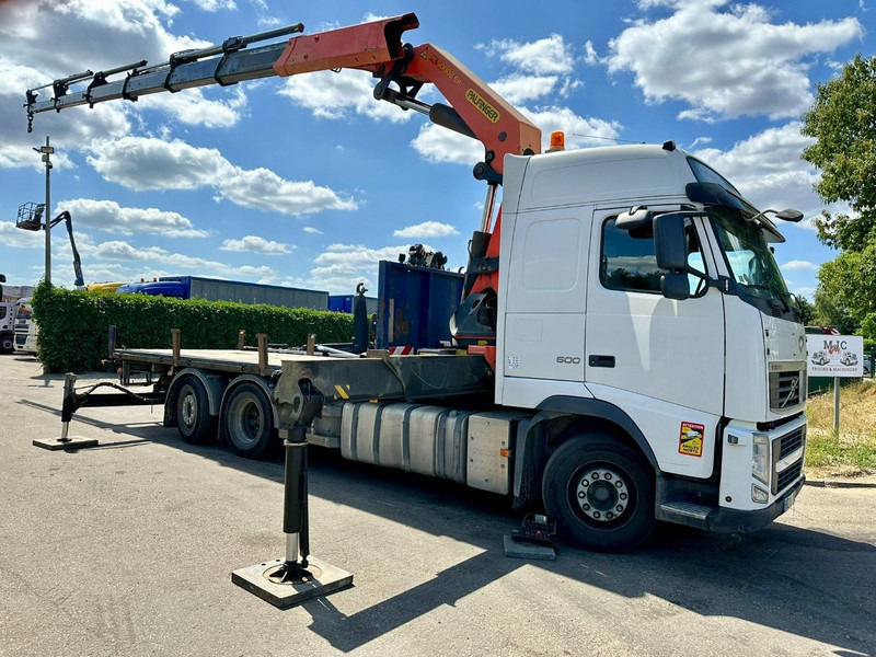 Volvo FH 500 6X2 + CRANE PALFINGER PK50002 E 6x - RETARDER - PLATFORM 6m20 - TWISTLOCKS 20' - 561.000km - EURO 5 - Camión grúa: foto 1 Volvo FH 500 6X2 + CRANE PALFINGER PK50002 E 6x - RETARDER - PLATFORM 6m20 - TWISTLOCKS 20' - 561.000km - EURO 5 - Camión grúa: foto 1