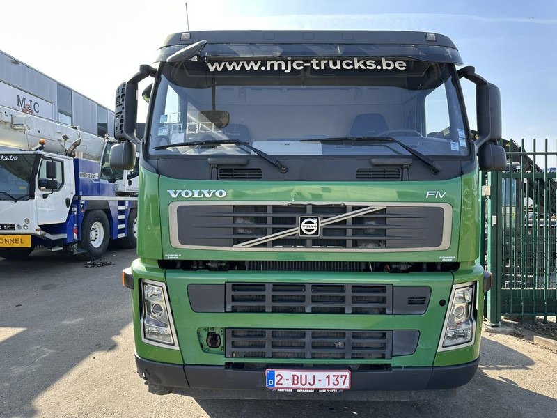 Volvo FM 340 8x2 CHASSIS (7m35) - LIFT+STEERING AXLE - MANUAL GEARBOX - EURO 3 - TÜV 05/2025 - BE TRUCK - Camión chasis: foto 3 Volvo FM 340 8x2 CHASSIS (7m35) - LIFT+STEERING AXLE - MANUAL GEARBOX - EURO 3 - TÜV 05/2025 - BE TRUCK - Camión chasis: foto 3