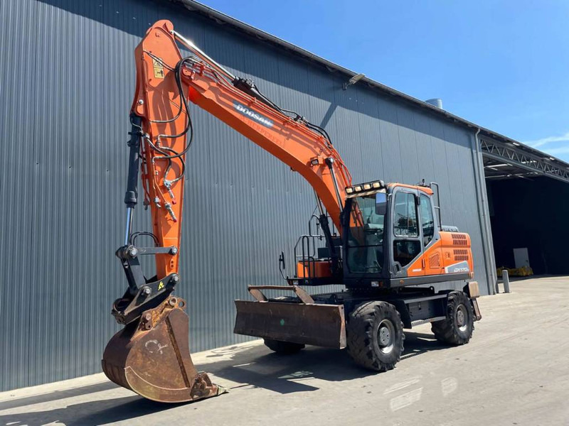 Doosan DX170W-5 - Excavadora de ruedas: foto 1 Doosan DX170W-5 - Excavadora de ruedas: foto 1