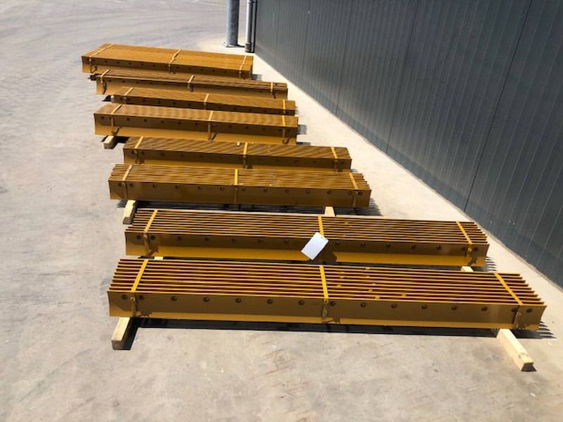Edge Grader Set - Implemento para Maquinaria de construcción: foto 3 Edge Grader Set - Implemento para Maquinaria de construcción: foto 3