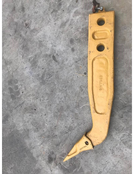 Komatsu D65 Shank - Implemento para Maquinaria de construcción: foto 5 Komatsu D65 Shank - Implemento para Maquinaria de construcción: foto 5