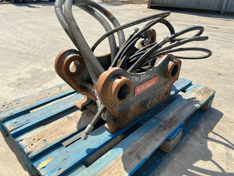 OilQuick OQ60 - 311F / 313F / 315F - Acoplamiento rápido para Maquinaria de construcción: foto 5 OilQuick OQ60 - 311F / 313F / 315F - Acoplamiento rápido para Maquinaria de construcción: foto 5