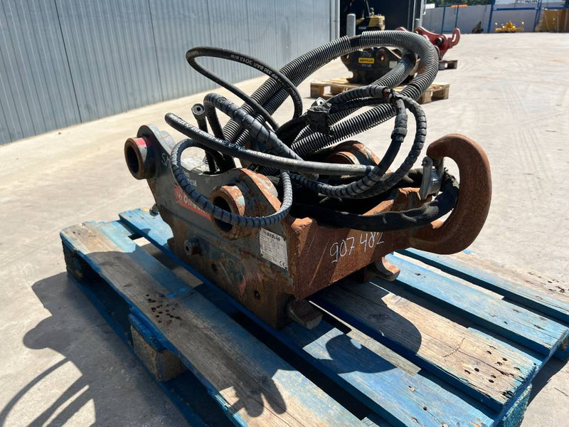 OilQuick OQ60 - 311F / 313F / 315F - Acoplamiento rápido para Maquinaria de construcción: foto 3 OilQuick OQ60 - 311F / 313F / 315F - Acoplamiento rápido para Maquinaria de construcción: foto 3