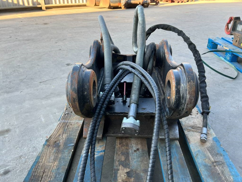 OilQuick OQ65 - M314F / M316F / M318F - Acoplamiento rápido para Maquinaria de construcción: foto 5 OilQuick OQ65 - M314F / M316F / M318F - Acoplamiento rápido para Maquinaria de construcción: foto 5