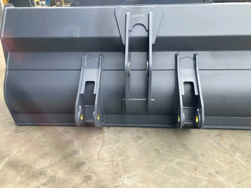 Volvo L120G - Cazo para Maquinaria de construcción: foto 3 Volvo L120G - Cazo para Maquinaria de construcción: foto 3