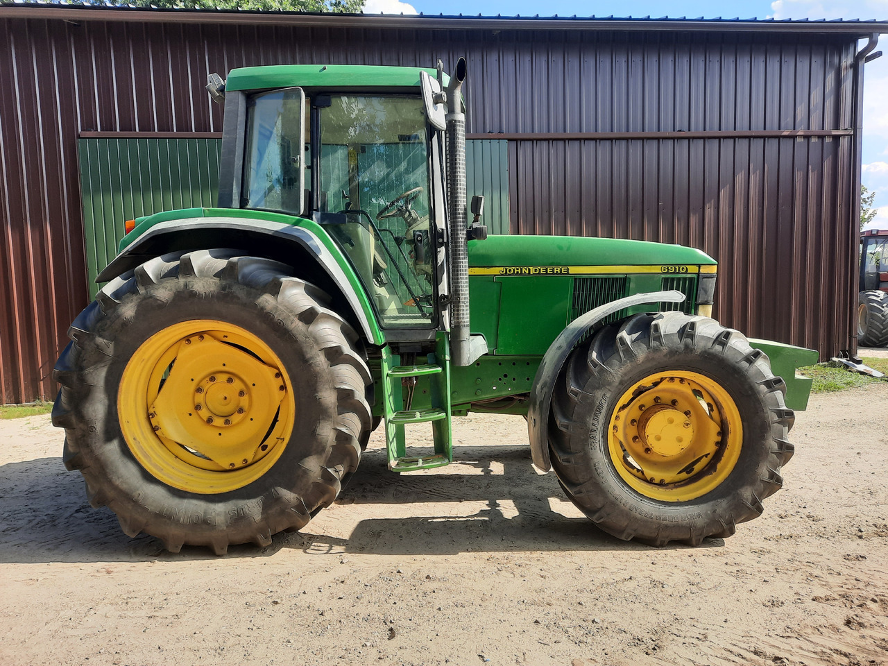 JOHN DEERE 6910 - Tractor: foto 4 JOHN DEERE 6910 - Tractor: foto 4