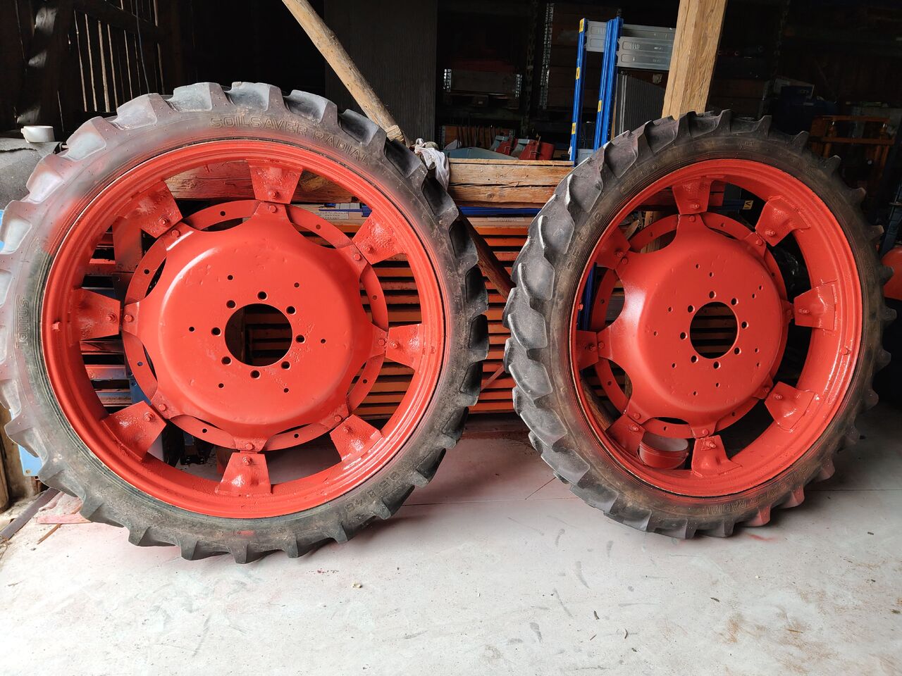 Kleber, Taurus 11.2 R32 (270/95 R32), 9.5 R48 - Rueda completa para Maquinaria agrícola: foto 2 Kleber, Taurus 11.2 R32 (270/95 R32), 9.5 R48 - Rueda completa para Maquinaria agrícola: foto 2
