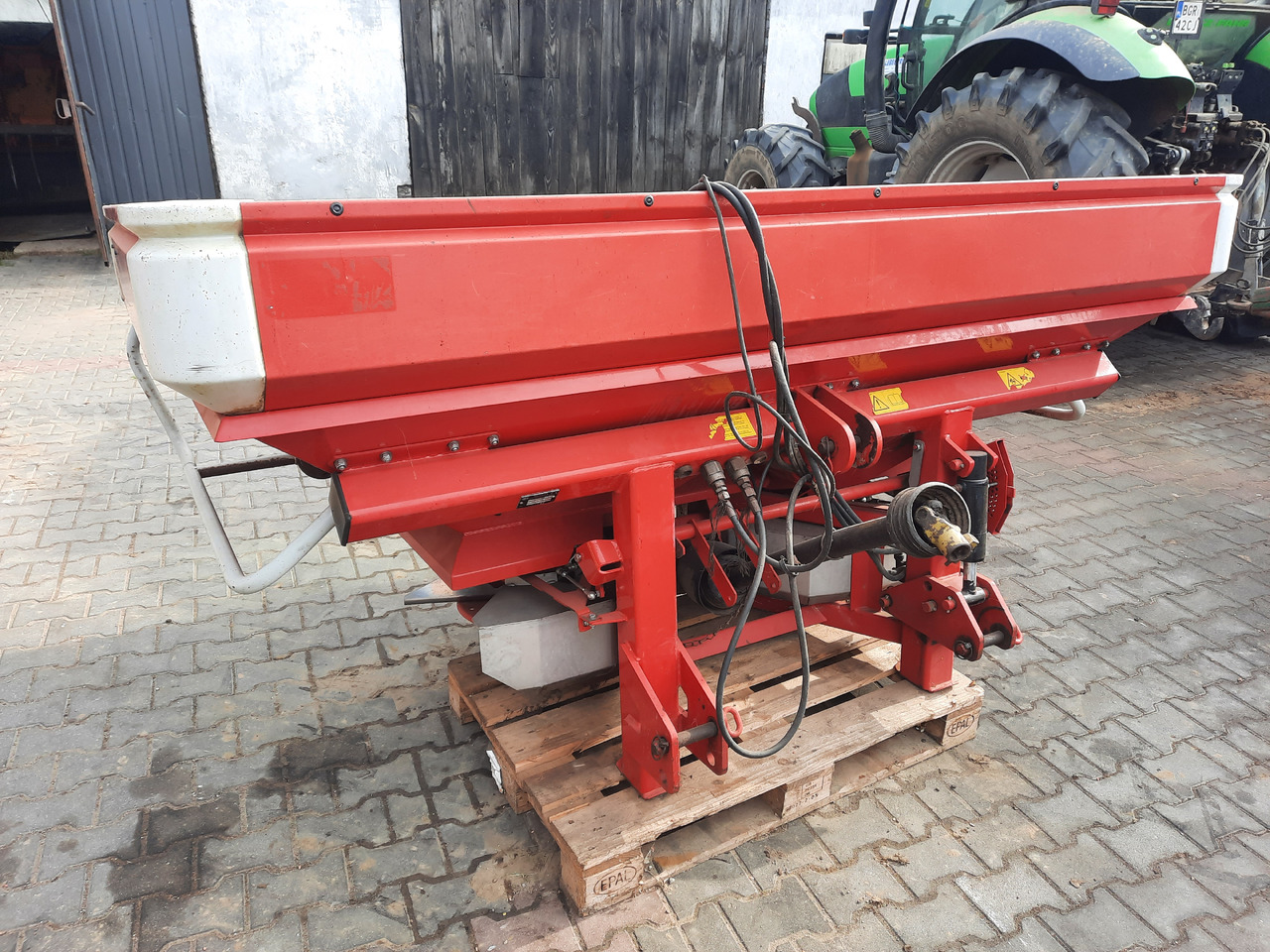 LELY CENTERLINER SX 2000 L - Esparcidor de fertilizantes: foto 2 LELY CENTERLINER SX 2000 L - Esparcidor de fertilizantes: foto 2